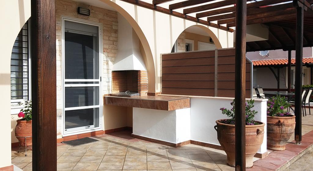 Villa Nefeli Akti Salonikiou B Agios Nikolaos  Exterior foto